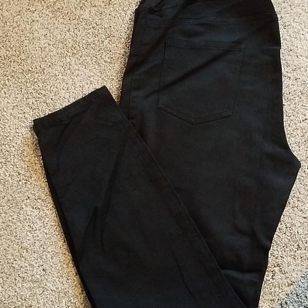 Black Jeans-maternity